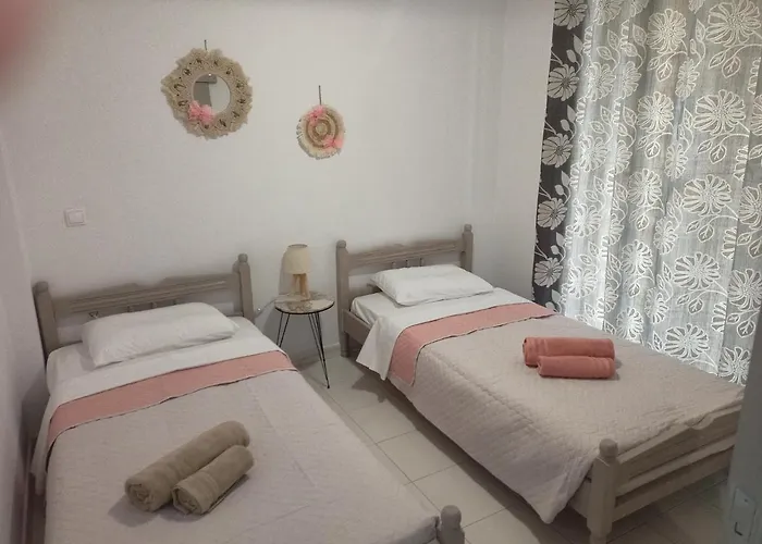 公寓 Hibiscus Appartments 1 阿凡投